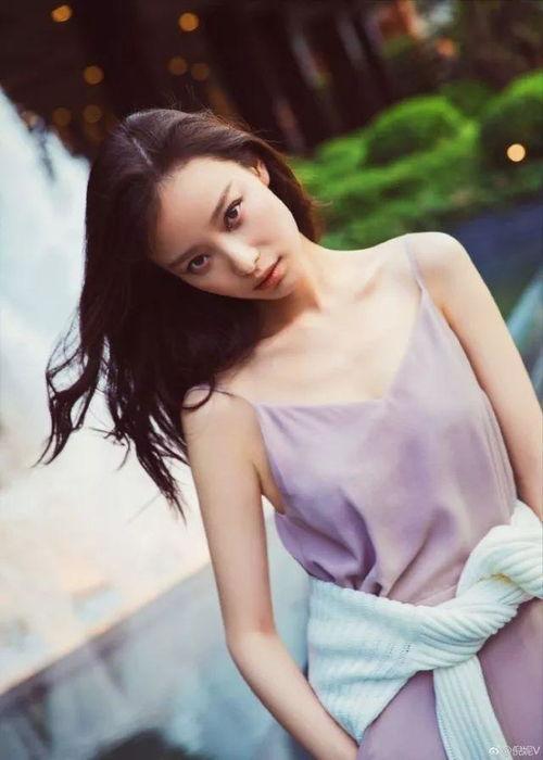 娱乐吃瓜酱倪妮在线观看,娱乐吃瓜酱带你领略明星幕后生活